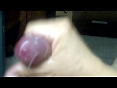  - Paja rica viendo un trío - Rich handjob watching a threesome