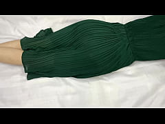  - My 18young step sister was alone in the room, I also went to her room and fucked her pussy at night