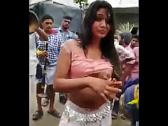  - Nude dance