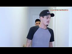  - Dando pro meu amigo novinho em troca do meu skate