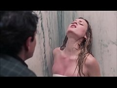 - Brie Larson captain marvel shower sexy scene