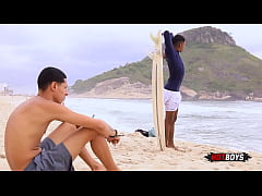  - Surfando na piroca do dotado!