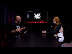  - A menina gozou na primeira vez, foi na festa achando que o cara que estava curtindo era gay, mas... - Bella Ruiva (WATCH ON: SHEER/RED)