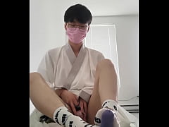  - asian hanfu sissy femboy twink white socks kneeling anal and huge cumshot