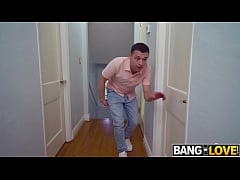  - Hiding In Stepmom Brianna Rose Room