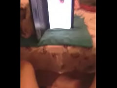  - punheta para branquinha gostosa
