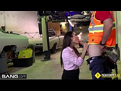  - Roadside - Alexandra pays her tow bill with a blowjob & sex