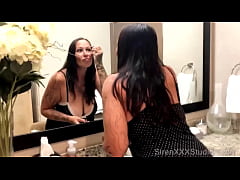  - HOTWIFE Kaleesi Needs BBC