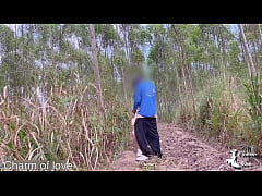  - Painter fucks a beautiful girl in the middle of the road.