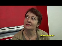  - Fist anal et baise anal pour cougar tres salope