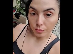  - Sem calcinha no metrô