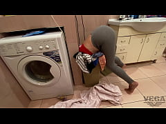  - STEP SISTER STUCK IN THE BASKET & I CUM IN HER PUSSY