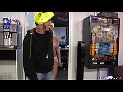  - Wette verloren und er darf seine Freundin ficken