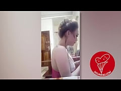  - Nữ ho&agrave;ng s&ograve; l&ocirc;ng livestream khoe bướm