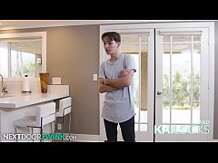  - Big Dick Twink Needs Study Break - NextDoorTwink